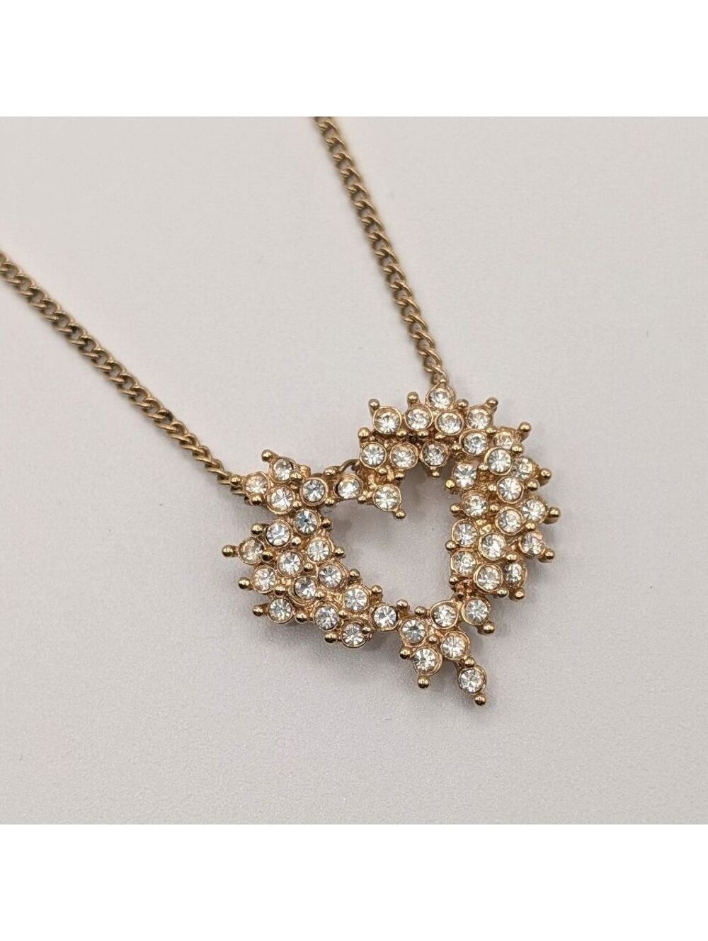 Vintage Heart-Shaped Gold Tone Crystal Pendant Necklace